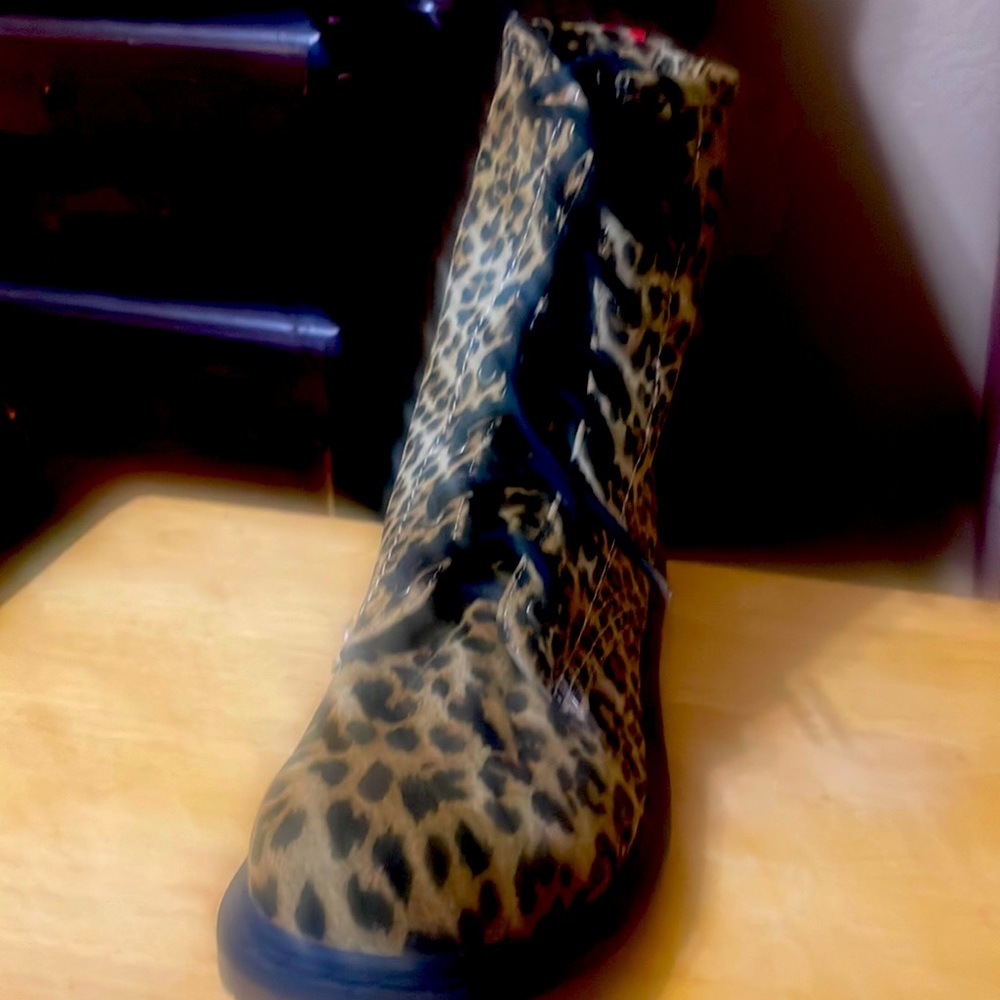 nice leopard print boots
